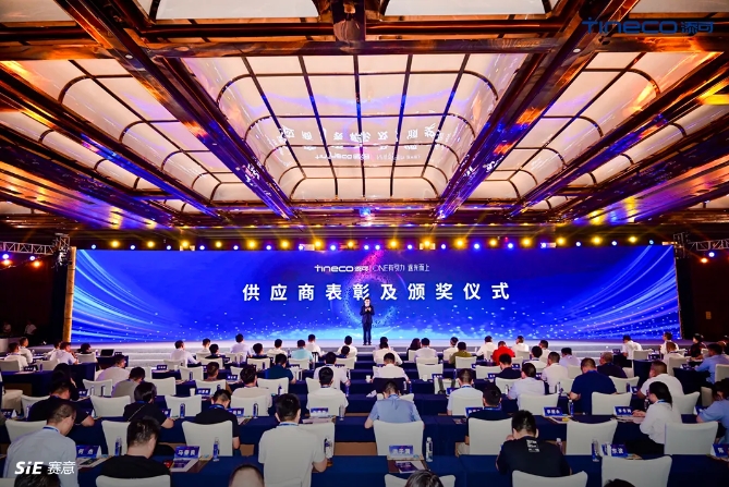 �˶����� | ������Ϣ��������TINECO������Ч�ͽ�����Я�ֹ������ܼҾ���ҵ��ƪ��